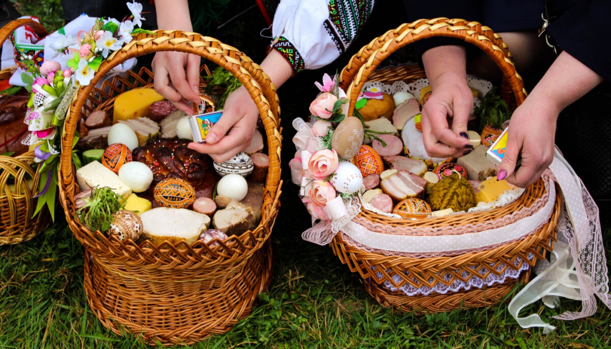 Rise again - Ukrainian Easter baskets